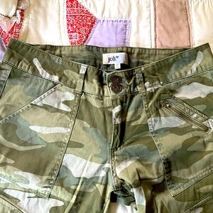 Jolt brand skinny camo pants, sz 11